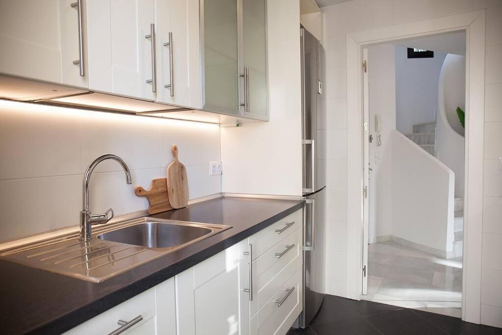 Superb Townhouse In Golden Mile Appartement Marbella Buitenkant foto