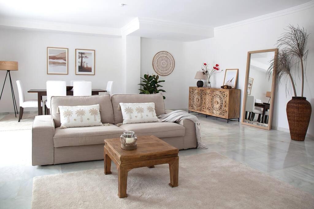 Superb Townhouse In Golden Mile Appartement Marbella Buitenkant foto