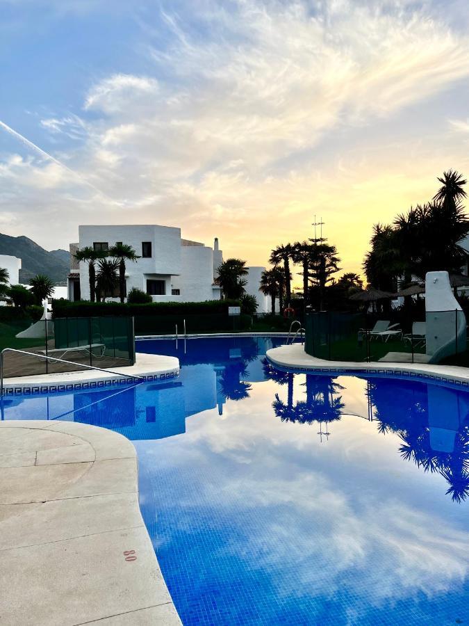 Superb Townhouse In Golden Mile Appartement Marbella Buitenkant foto